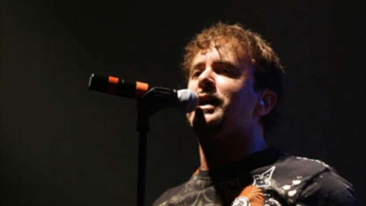 Le monde du rock pleure la perte de CJ Snare, chanteur de Firehouse