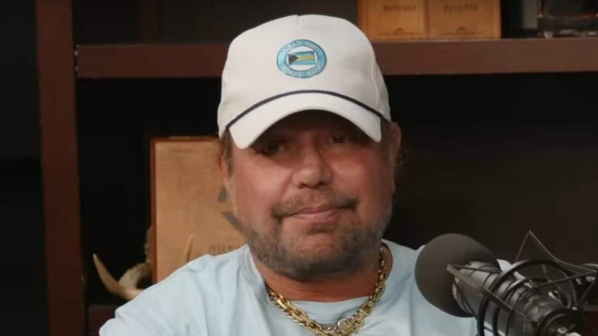 « Il n&rsquo;y a pas une seule bonne chanson dessus » ; Vince Neil critique l&rsquo;album Generation Swine de Mötley Crüe