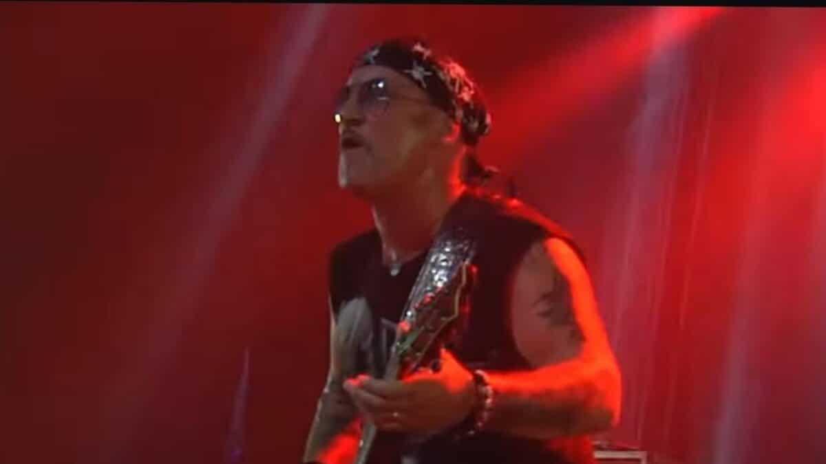 Un GoFundMe a été créé pour Jeff “Mantas” Dunn (ex-Venom) à la suite de sa crise cardiaque