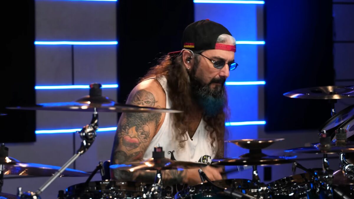 Mike Portnoy de Dream Theater s’attaque à Pneuma de Tool dans le cadre d’un challenge Drumeo