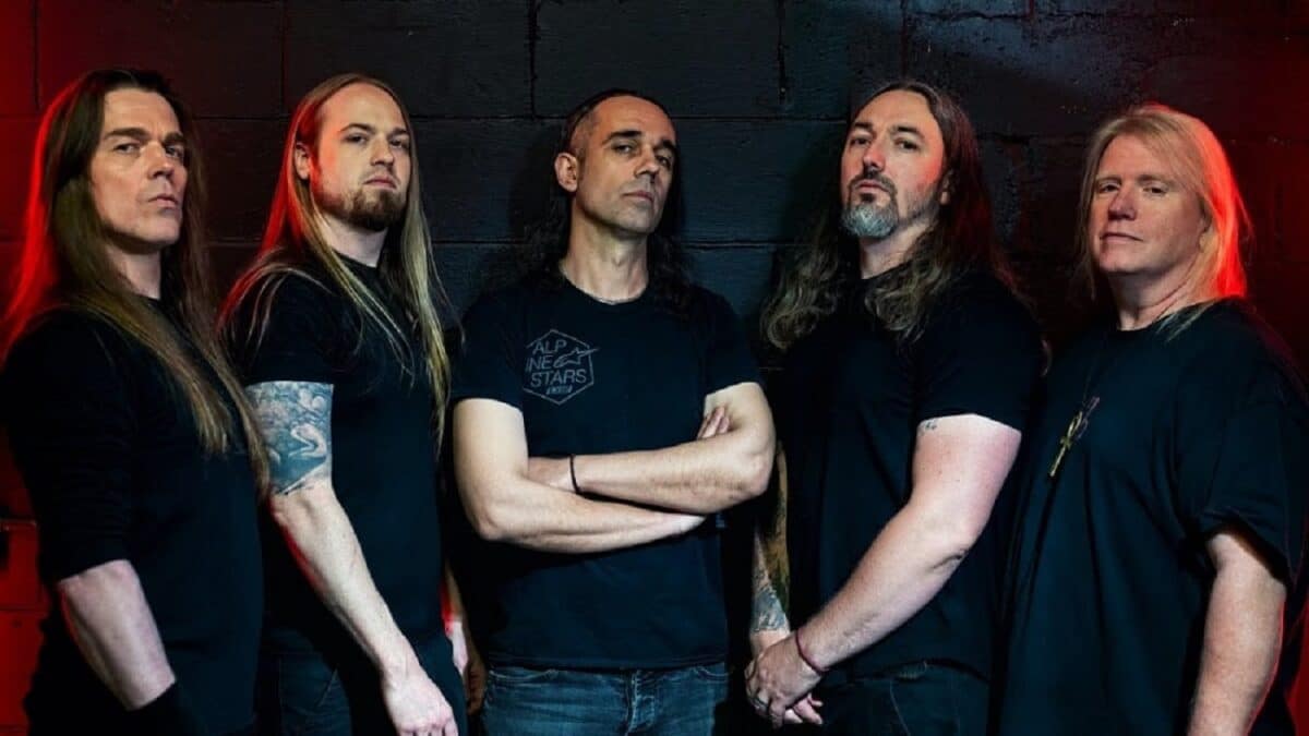 Karl Sanders, de Nile, manque sa prestation au Hellfest pour cause de maladie et est hospitalisé en Belgique