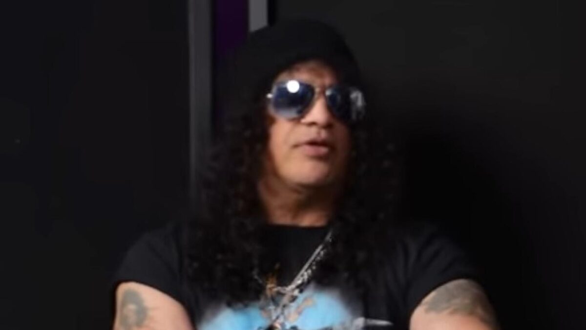 Slash parle de sa playlist éclectique, et vante les mérites de Gojira et Metallica