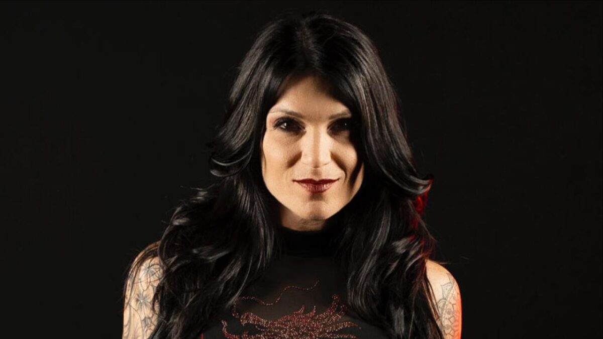 Vixen accueille Rosa Laricchiuta comme nouvelle chanteuse principale