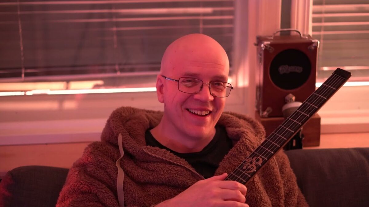 Devin Townsend annonce la finalisation de son nouvel album, PowerNerd