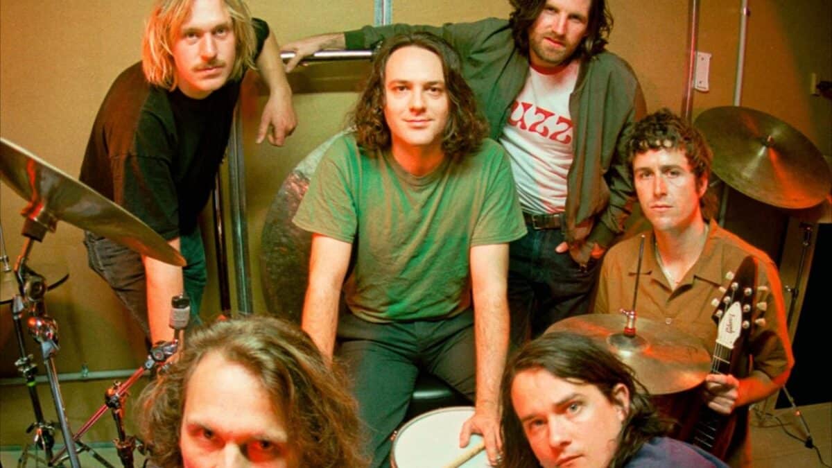 King Gizzard & The Lizard Wizard annonce son 26e album studio, FLIGHT b741, dont la sortie est prévue pour le mois d’août