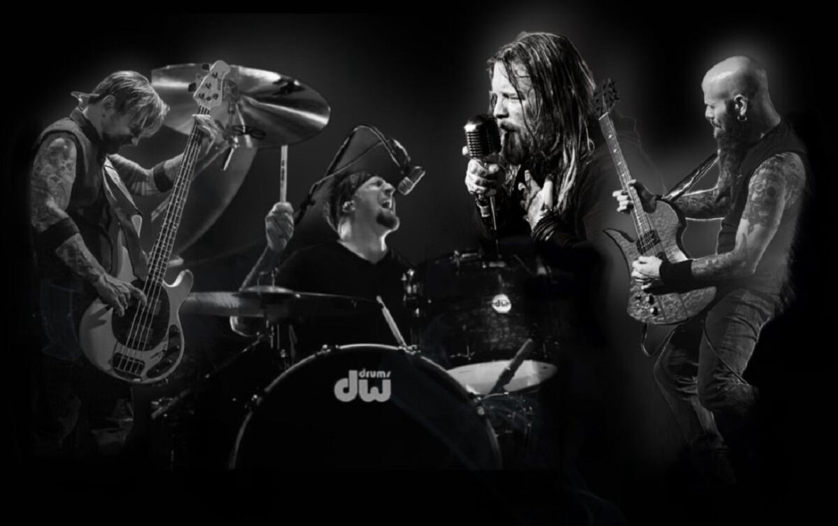 Après 13 ans, Drowning Pool retrouve Ryan McCombs pour Revolution (The Final Amen)