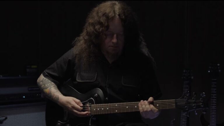 Opeth publie un guitar playthrough de son dernier single (extrait de son prochain album)