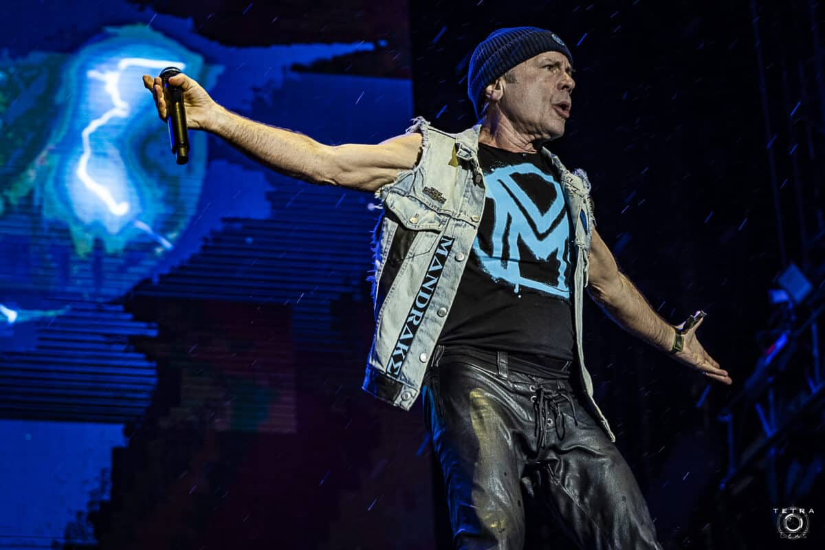 “La musique est sacrée” : Bruce Dickinson aurait aidé Iron Maiden à trouver un remplaçant en cas de problème vocal