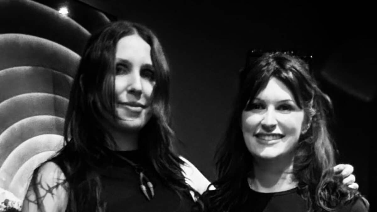 Une connexion artistique : Chelsea Wolfe reprend Cellar Door de Spiritbox