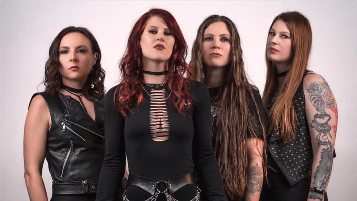 Découvrez la nouvelle version de The Unforgiven de Metallica par Kittie, The Pretty Wild et Diamante
