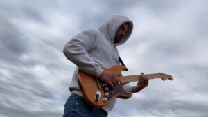 Une interprétation puissante à la guitare : MattRach reprend le nouveau single de Linkin Park