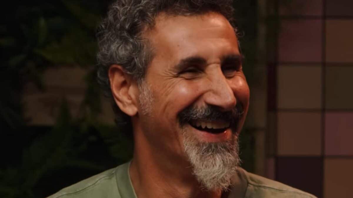 “Il n’y a pas d’album écrit” : Serj Tankian (SOAD) clarifie les espoirs d’un retour en studio