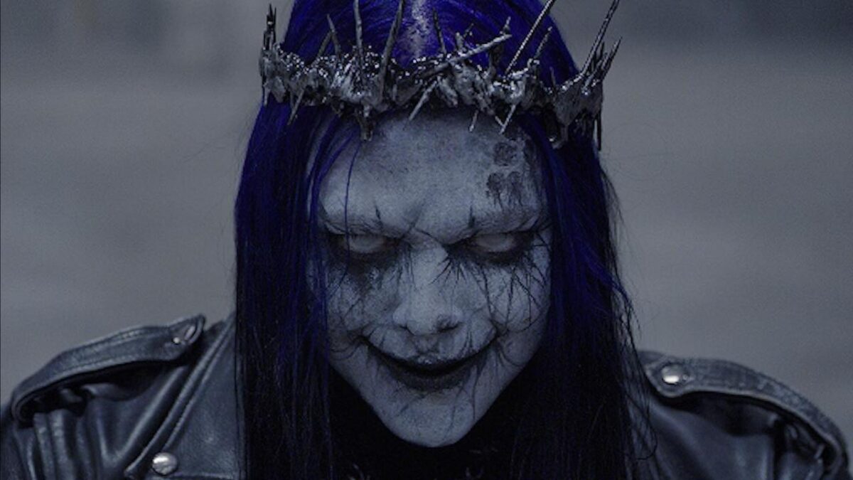 Envie de rejoindre Kim Dracula ? Le groupe recrute un bassiste pour sa prochaine tournée