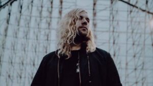 “Je suis la véritable victime” : Mikey Sawyer (Miss Fortune) se défend face aux accusations de violence domestique