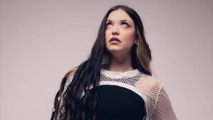 Vicky Psarakis prête sa voix à une chanson du mode Zombies de Call Of Duty: Black Ops 6