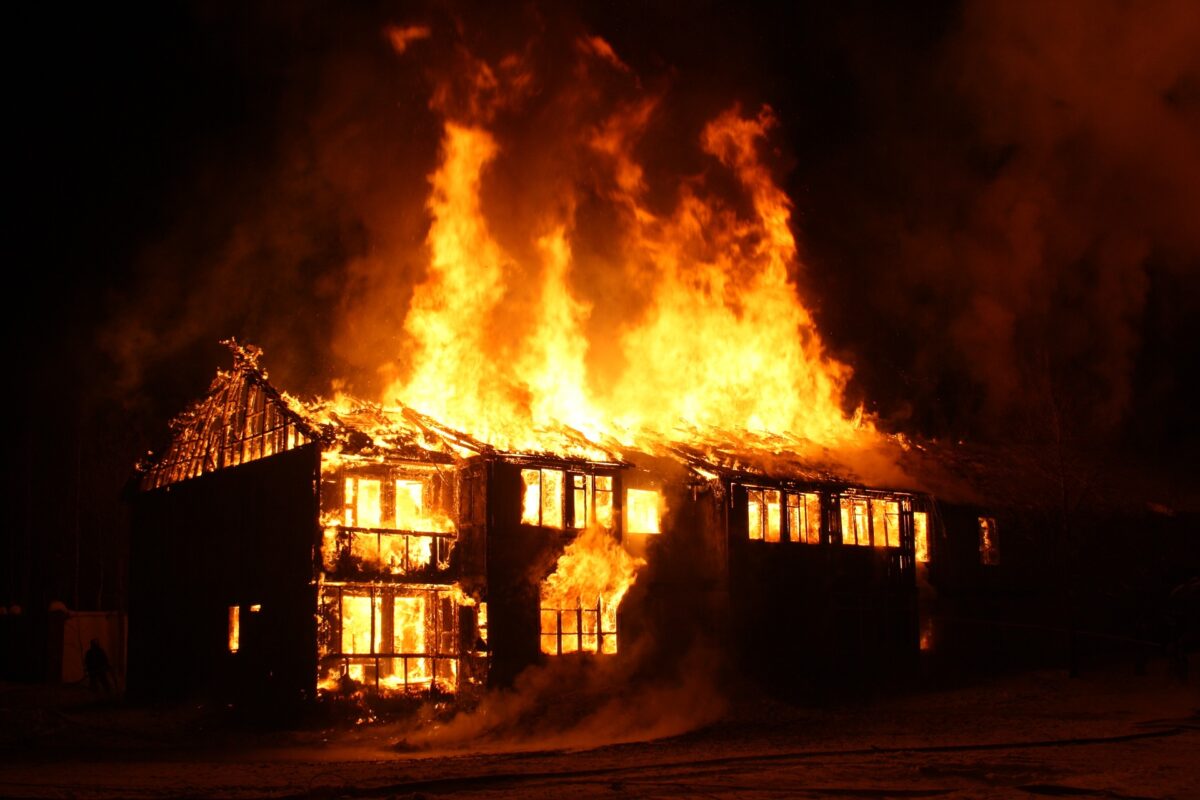 Larry LaLonde de Primus perd sa maison dans les incendies dévastateurs en Californie