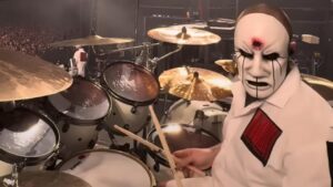 Leçon de violence métronomique — Eloy Casagrande, batteur de Slipknot, frappe fort au UK Drum Show 2025