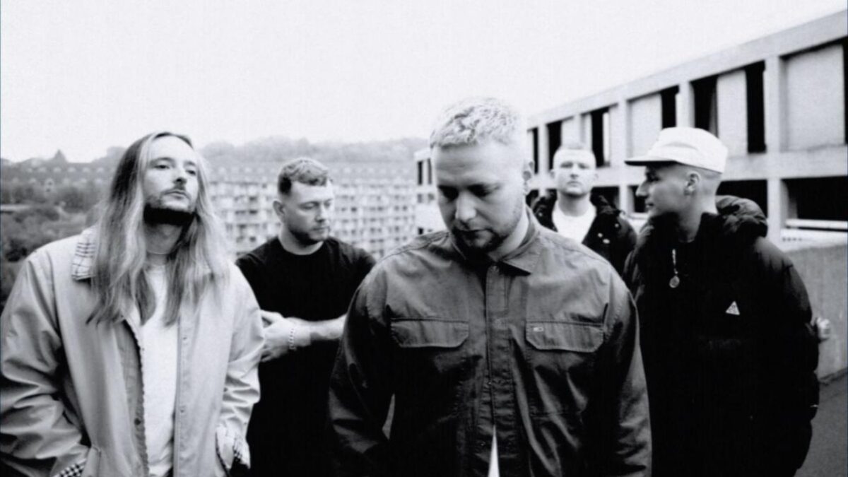 “Apparemment, c’est un crime” : Malevolence forcé de retirer son clip tourné sur un chemin public