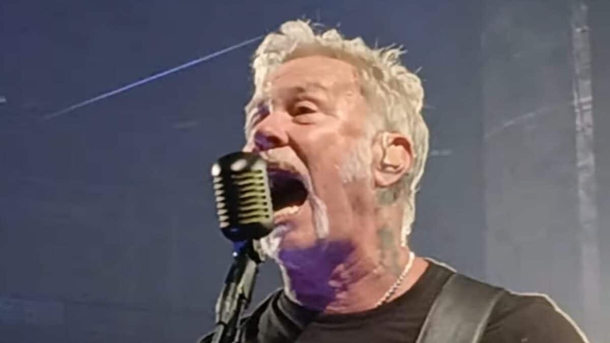 Metallica relance sa tournée M72 : un premier concert survolté à Syracuse sous les cris des fans