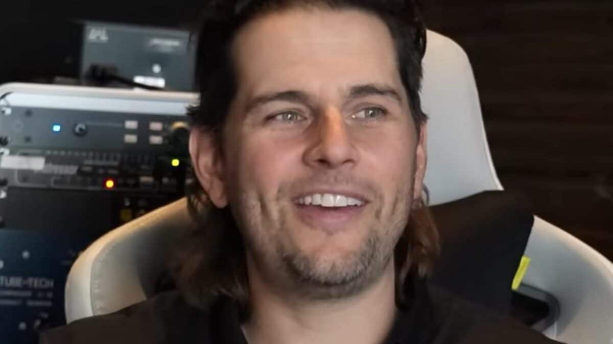 “Je me fiche complètement de l’avis des gens” : M. Shadows défend l’approche artistique radicale d’Avenged Sevenfold