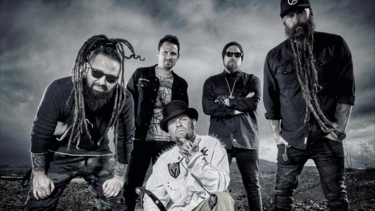 “Comme Taylor Swift” : Five Finger Death Punch réenregistre ses plus grands titres pour protester contre l’industrie