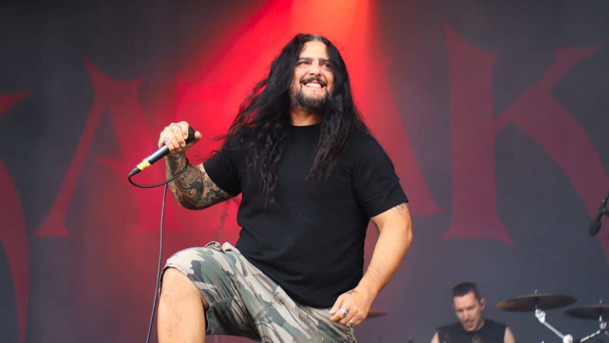 Crowdsurfing et death metal : Kataklysm embrase le Rock The Lakes
