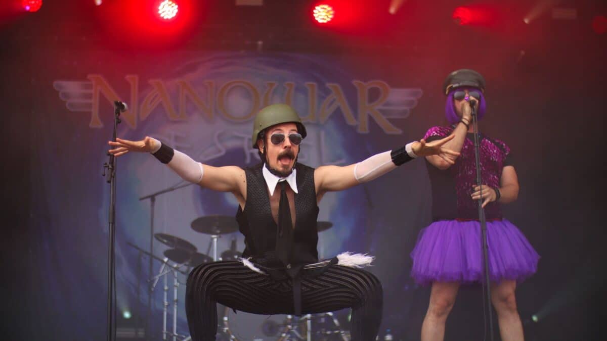 Rock The Lakes 2025 : Au bord du lac, Nanowar of Steel fait mouche avec son power metal satirique