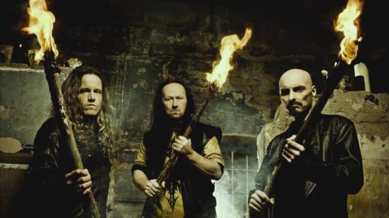 Venom célèbre Ozzy Osbourne et Black Sabbath avec un medley puissant au Hellsinki Metal Festival