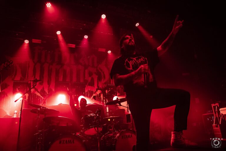 Fit For An Autopsy dévoile The Wretch, un nouveau single deathcore percutant : “Une vision sombre et pessimiste du monde”
