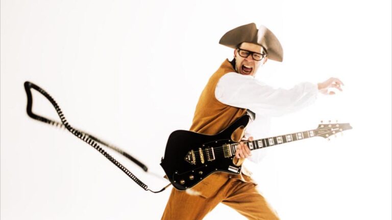 Paul Gilbert transforme les règles de George Washington en chansons dans son nouvel album WROC