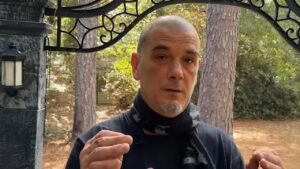 Halloween 2025 : Phil Anselmo (Pantera) vous fait visiter sa maison hantée, une tradition bien établie