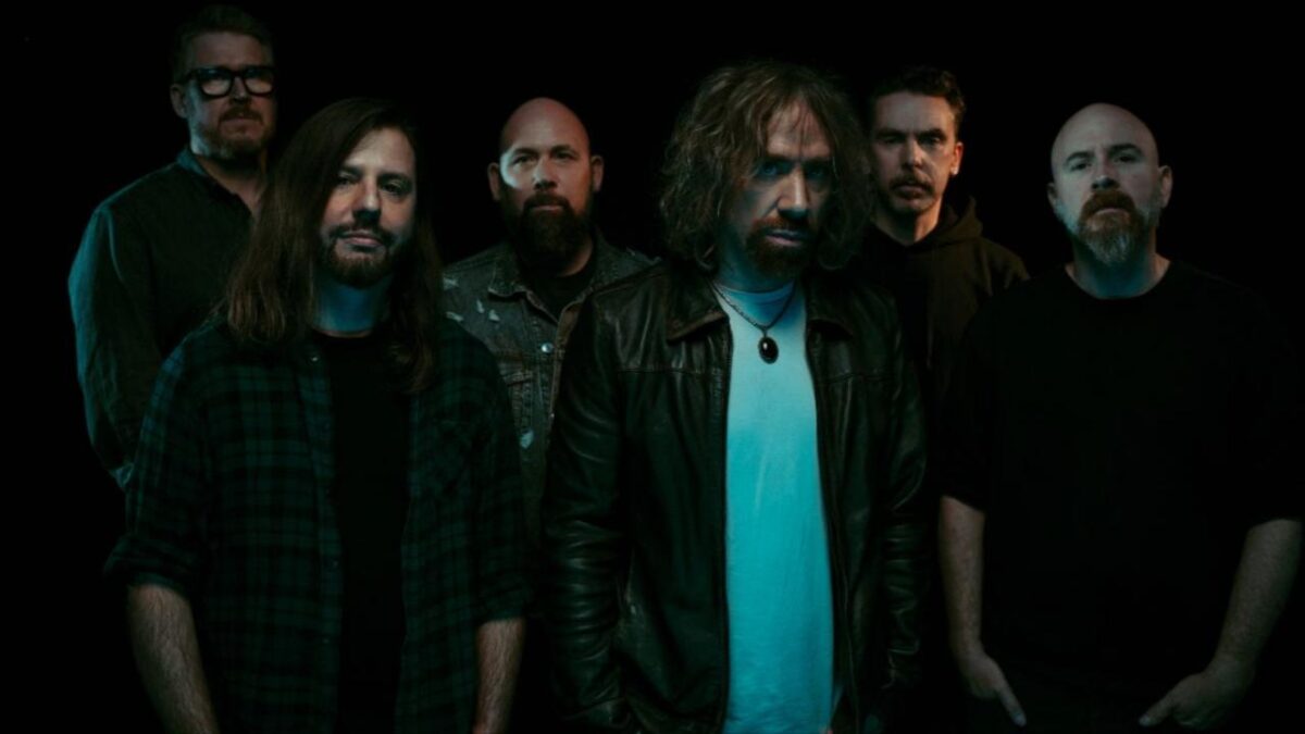 “On a retrouvé la flamme” : SikTh retrouve sa formation d’origine pour une performance intense de Bland Street Bloom en studio