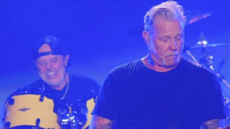 Metallica publie une vidéo live de The Day That Never Comes, filmée lors de son tout premier concert au Bahreïn