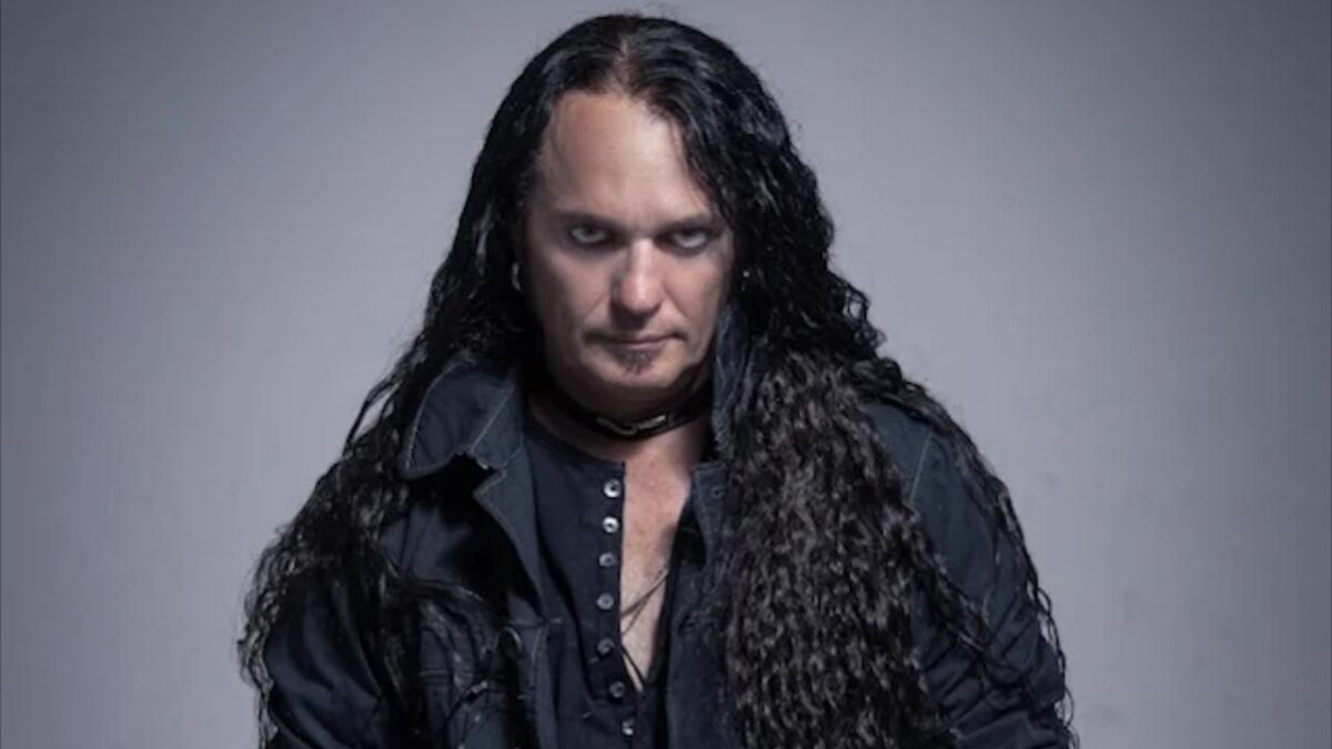 ZP Theart (ex-DragonForce, Skid Row) signe son retour 13 ans plus tard avec Dark To Light