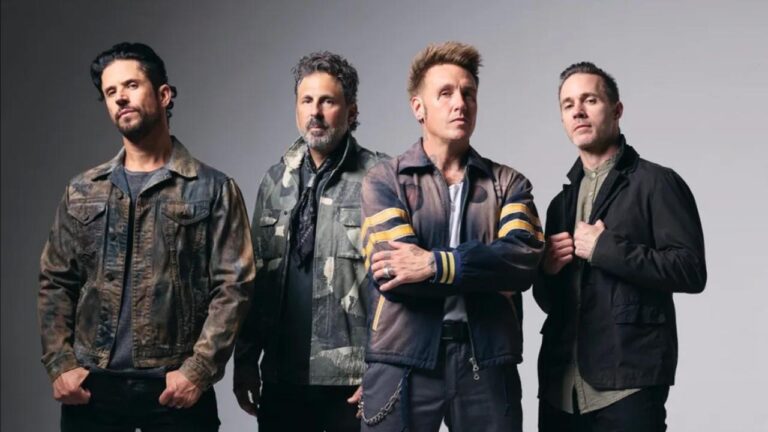 “Un moment critique” : Jacoby Shaddix lève le voile sur le nouveau single de Papa Roach, Wake Up Calling