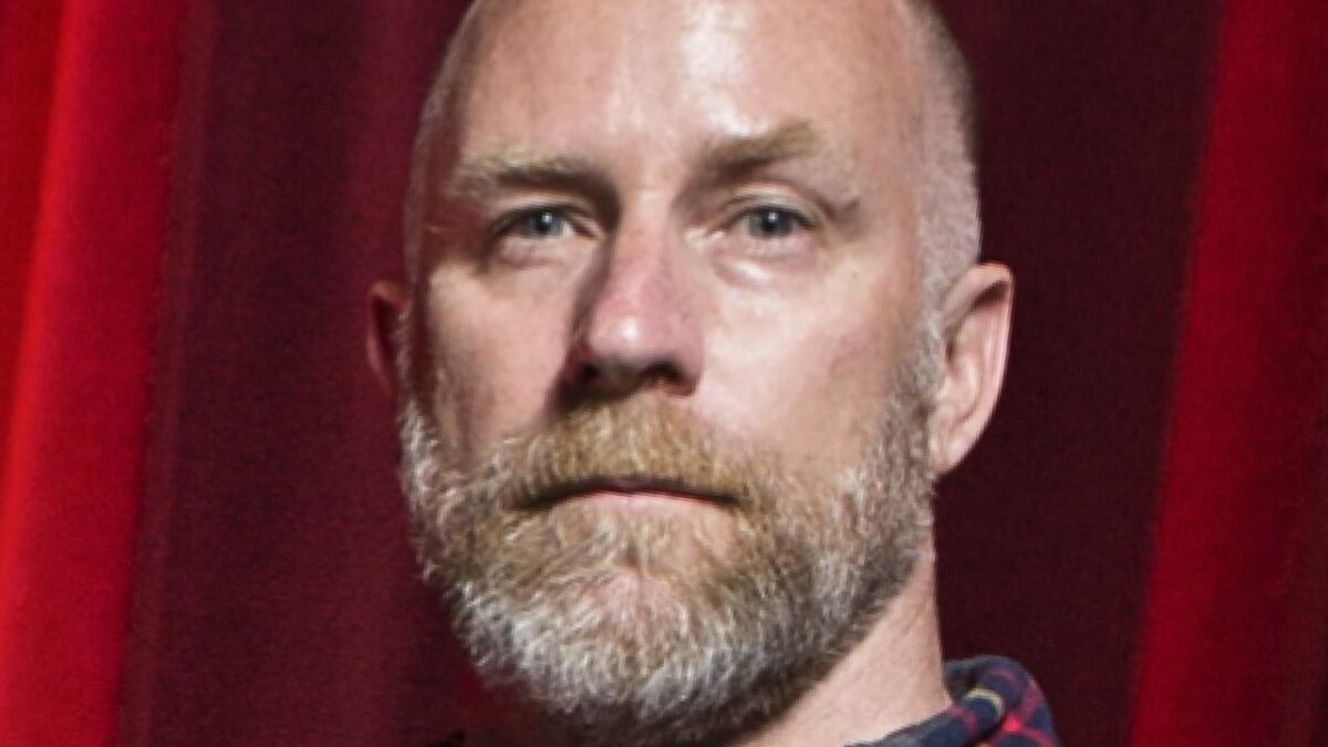 “C’était un environnement intense pour un homme gay” : Roddy Bottum (Faith No More) revient sur la face sombre du hair metal des années 80