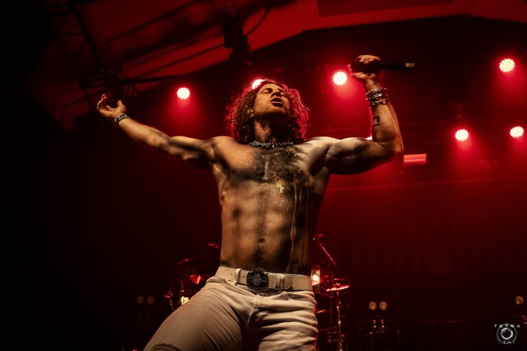 Nothing More annule ses festivals en Europe : “Une décision difficile” pour finir le nouvel album