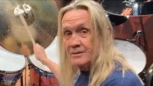 Iron Maiden : “On ne sait jamais, n’est-ce pas ?” — Nicko McBrain tempère après la nouvelle nomination au Rock And Roll Hall Of Fame