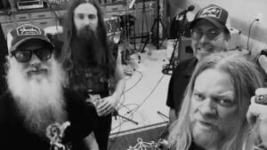 Corrosion Of Conformity change de batteur : “Il est arrivé parfaitement préparé et il sonne déjà très bien avec le groupe”