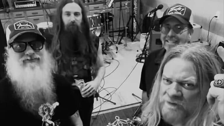 Corrosion Of Conformity change de batteur : “Il est arrivé parfaitement préparé et il sonne déjà très bien avec le groupe”