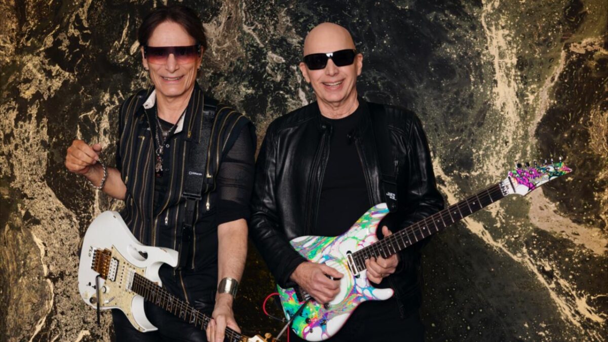Satriani et Vai en pleine complicité sur Dancing, nouveau single puissant du SatchVai Band