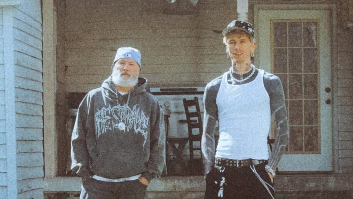 Joué en concert, Fix Ur Face de mgk et Limp Bizkit sort enfin