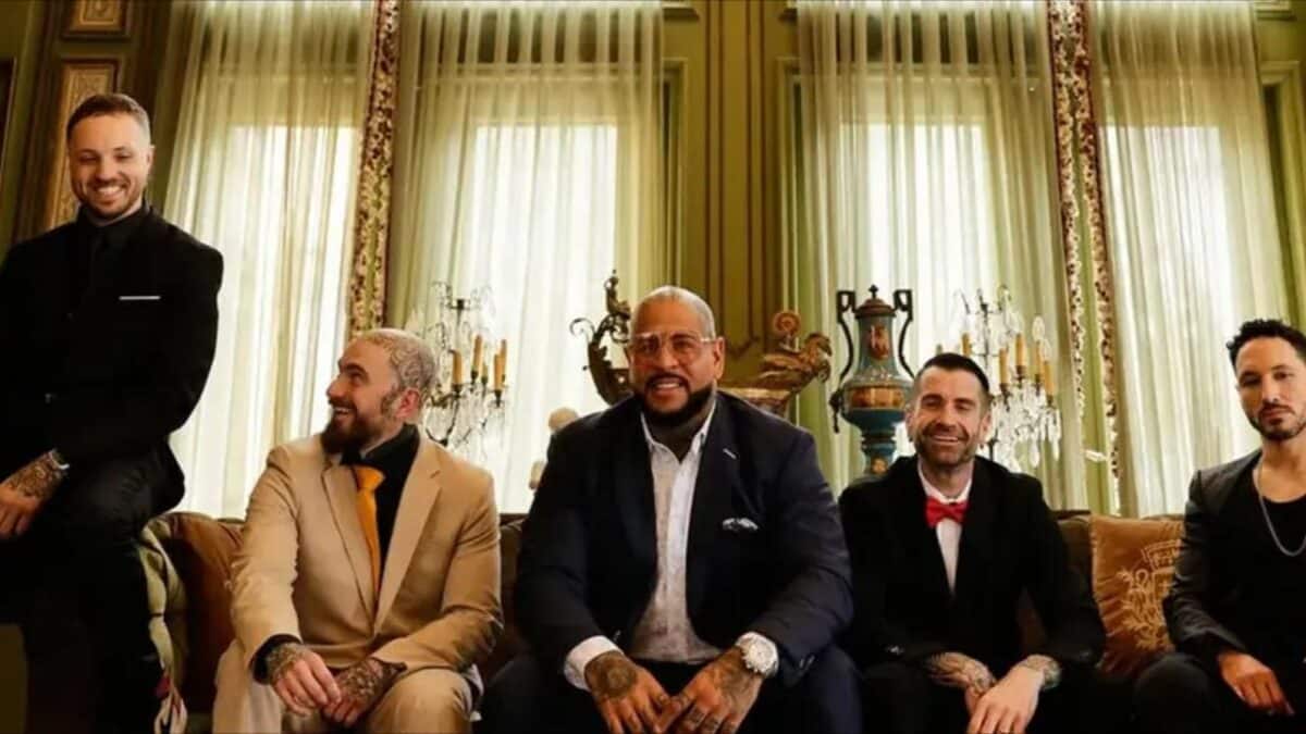 With A Vengeance dévoile enfin Shared Light, le premier single du nouveau groupe de Tommy Vext