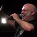 Iron Maiden : « Tout s&rsquo;est très bien passé… à part ce moment où j&rsquo;ai perdu mon calme ! » Blaze Bayley revient sur le concert où le groupe a été pris pour cible