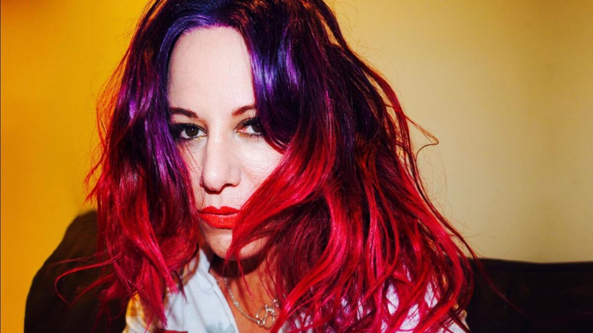 « L’empreinte qu’elle laisse sur la musique est inestimable » : Jennifer Finch, bassiste de L7, est morte à 59 ans