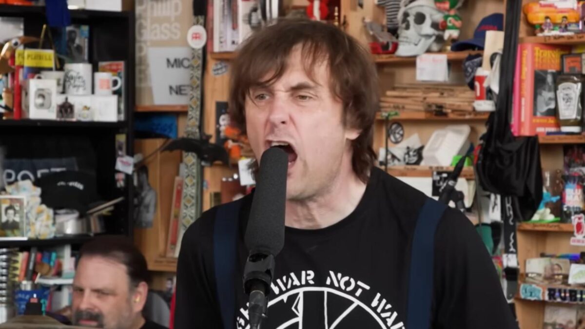 Napalm Death : le Tiny Desk de NPR n&rsquo;avait jamais accueilli un groupe aussi extrême