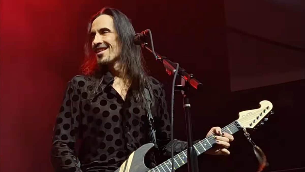 Nuno Bettencourt (Extreme) révèle son premier héros de la guitare : « C’est lui qui a fait de moi le guitariste que je suis aujourd’hui »