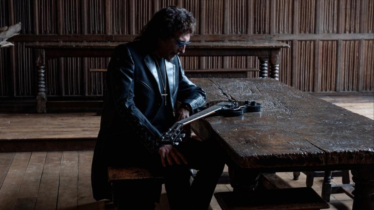 « C’est un très bon disque, et il envoie ! » : Tony Iommi (Black Sabbath) annonce son premier album solo depuis 2005
