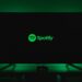 Spotify va étiqueter les artistes IA (et les écarter de ses recommandations)