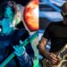 « En fait, il y a des règles, mais pas vraiment » : Larry LaLonde (Primus) raconte ce que Joe Satriani lui a appris